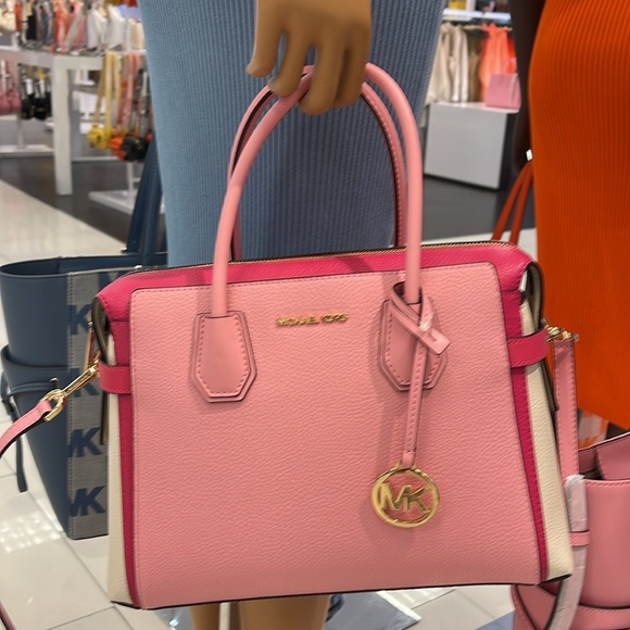 MICHAEL KORS
Mercer Medium Top Zip Color-Block Belted Satchel Crossbody Purs
NWT - Picture 15 of 16